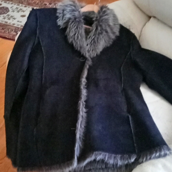Women's coat - Picture 1 of 2